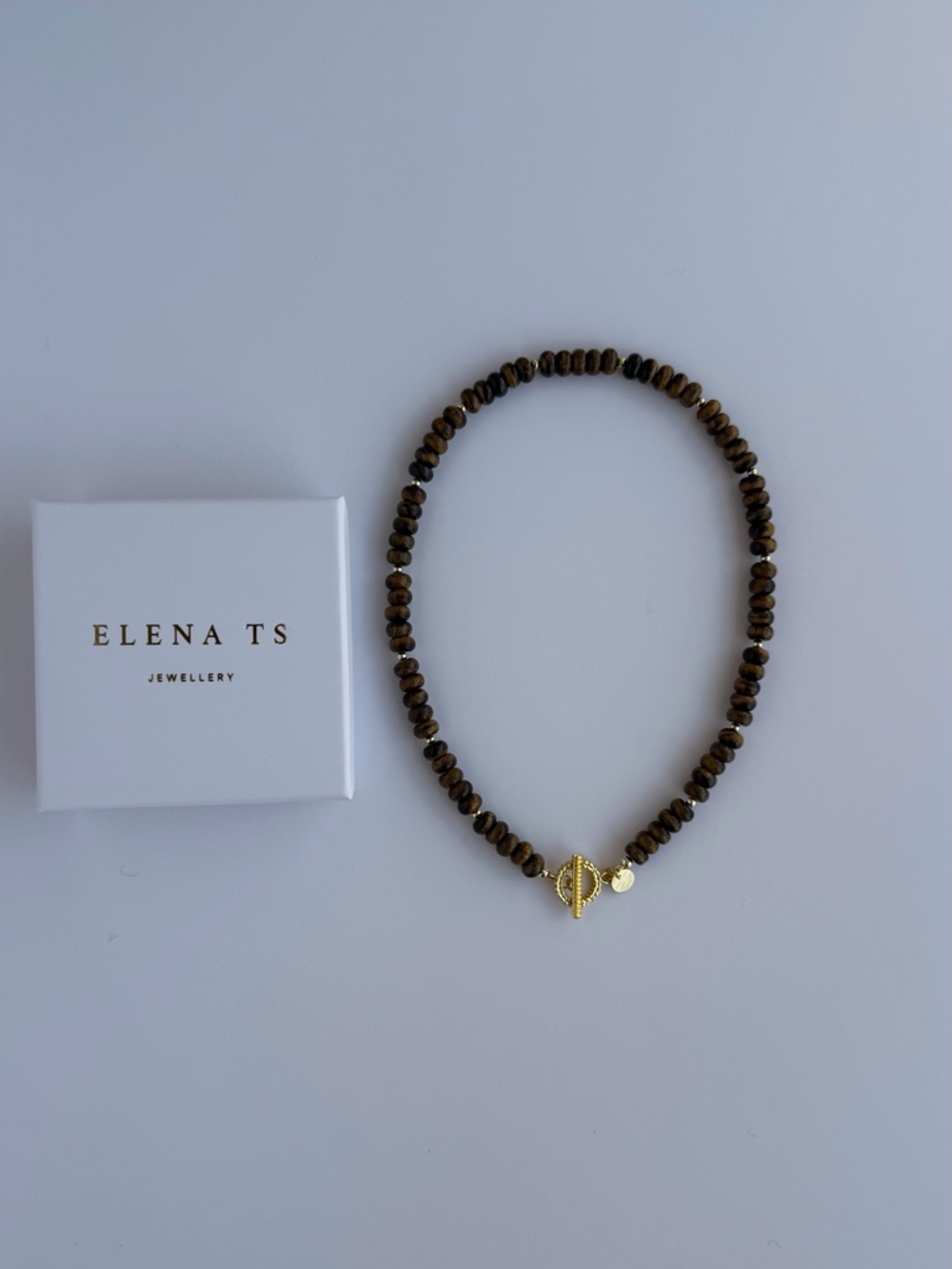 560 Tiger Eye Stone Necklace with Gold Toggle Clasp
